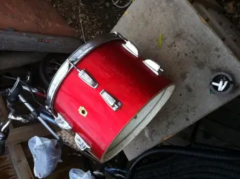 Help! Mid 60's Red Sparkle Ludwig 22,13,16