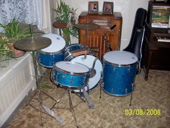 Slingerland Reproduction Legs?