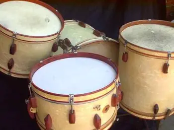 Wooden Snare Lugs (How'd they do that?)