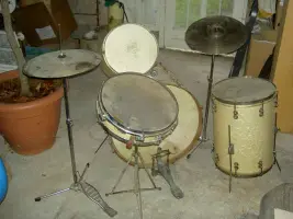 40's Olympic drumset
