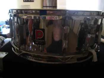 Identify this Ludwig Kit and Premier Snare?