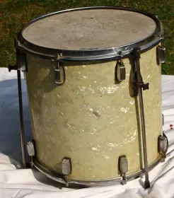 For Sale - Vintage Trixon 1950s in white marine pearl for restoration project