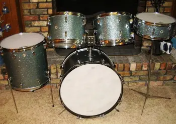 Ludwig 1965 twin 12&quot; tom and 18&quot; bass drum?