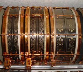 [B]1925-26 5x15 LUDWIG &amp; LUDWIG 12 pt. FLORAL DeLUXE SUPER-LUDWIG[/B]