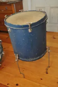 Vintage Ludwig set found at yard sale