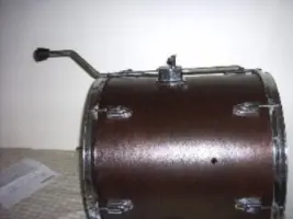 Does anyone recognize these lugs?
