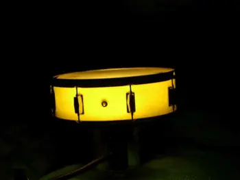 5.5x16 Pearl Snare