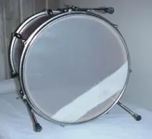 Did a 59 slingerland floor tom ever have 7 lugs