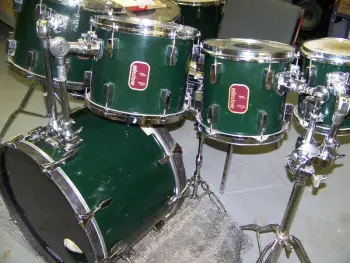 Milestone Drum Kit