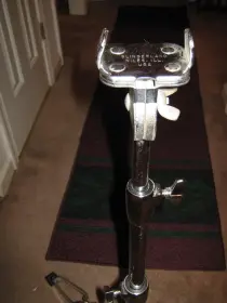 **Slingerland clip style Stand Wanted**