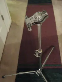 **Slingerland clip style Stand Wanted**