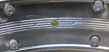What lugs screws for 5 line script logo Dyna?
