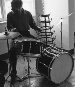 Vintage 18&quot; Premier bass?