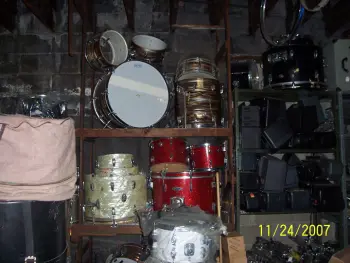 How many Vintage drums exist?