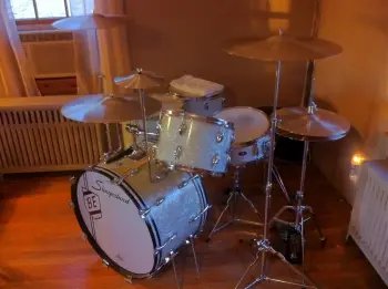 Endorsement drummer's drums...