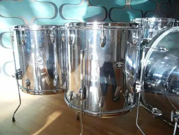 Slingerland chrome over wood.