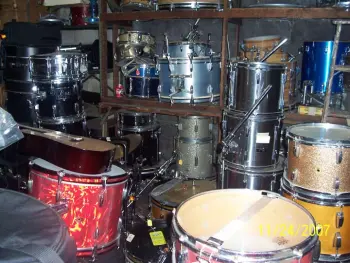 How many Vintage drums exist?