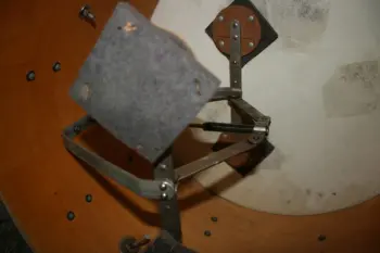How to tell is lugs are chrome or nickel