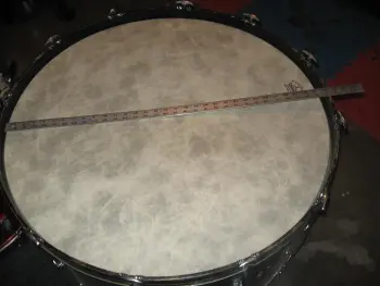 Vintage 32&quot; bass drum