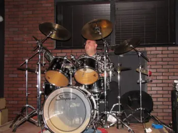 how many of you guys still play real rock and roll