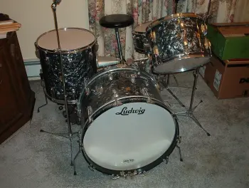 Is it me or are there barely any 60s Ludwig sets for sale?