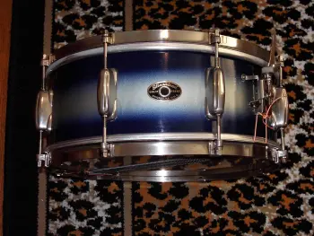 Slingerland  1956-1959 Blue silver duco Radio king student model Snare drum