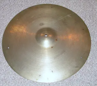 Vintage Zildjian 22&quot; and 21&quot; rides