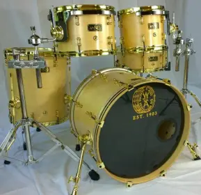 &#8203;Behold... The 2014 Walberg and Auge Revival Drum Set!