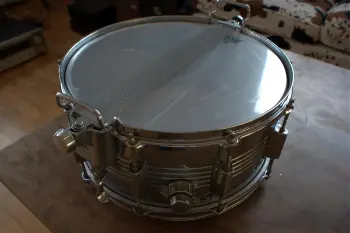 Help. Identify snare and set