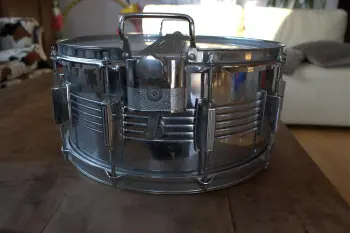 Help. Identify snare and set