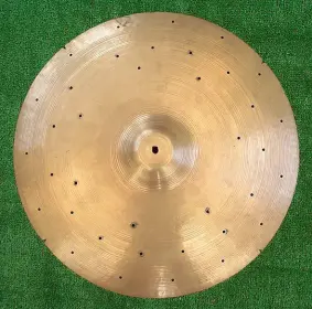 Small nickle split rivets