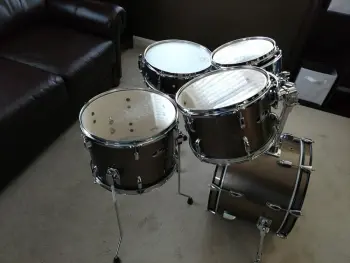 5 piece Pearl Roadshow Jazz/Bop Kit with extra 12&quot; tom and upgrades