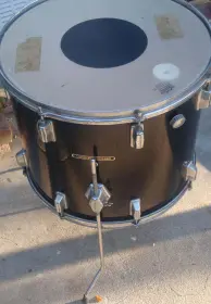 Pearl 16x18 Wood-fiberglass floor tom