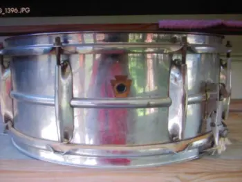 WFL snare drum
