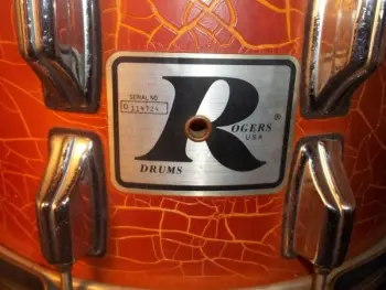 Rogers XP10 Snare--crackle finish?
