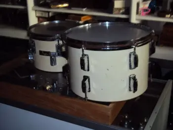 Slingerland?? you guess