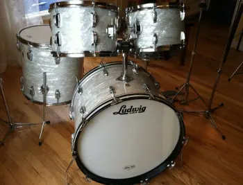 It's the show off your Ludwigs thread...post them if you've got them!