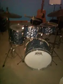 Does this look like light blue pearl?