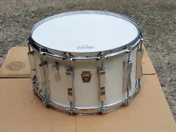 It's the show off your Ludwigs thread...post them if you've got them!