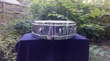 Tromsa C.O.B. 14x4 parallel strainer snare