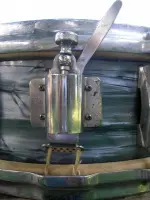 1940's blue pearl 8 lug gretsch snare????