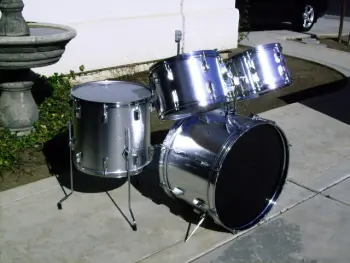 Revere snare drum