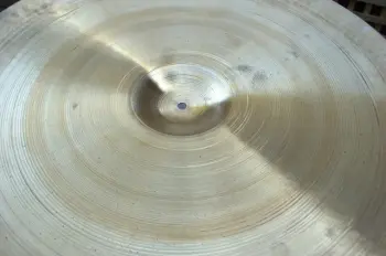 Zildjian 26&quot; crash