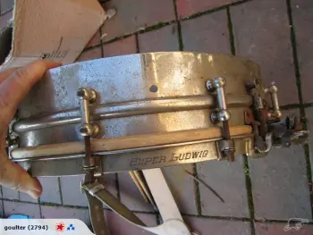 What can you tell me about this Super Ludwig snare?