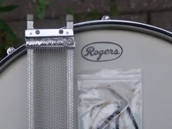 Rogers 1962 Pre-badge Dynasonic snare question