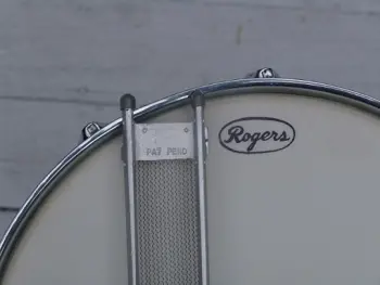 Rogers 1962 Pre-badge Dynasonic snare question