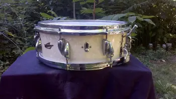 1956/57 Trixon w.m.p. parallel snare drum.
