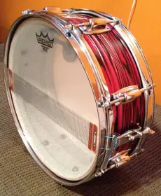 FOR SALE: 1971 Ludwig Standard 5×14 Snare in Ruby Red Strata