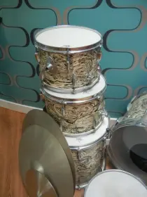 Seeking info on this Star set.