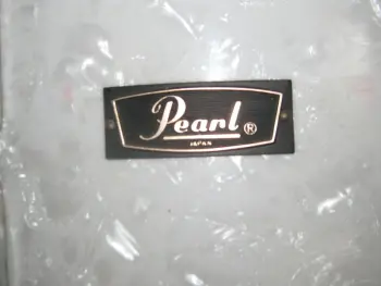 Pearl with white inretiors??